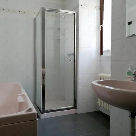 Coloniola34 Nyaraló Como