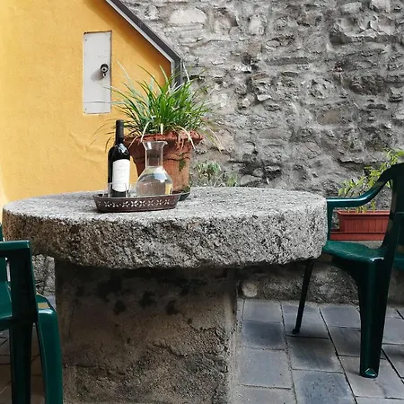 Coloniola34 Nyaraló Como